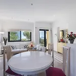 Oronella * Pollenca